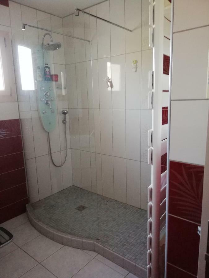 Chambre Privee Calme,Campagne,Etape,Deplacement Pro,Abri Moto Velo,Parking Vaux-sur-Vienne Экстерьер фото