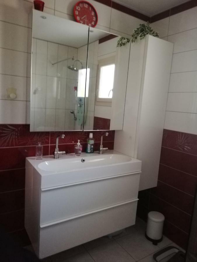 Chambre Privee Calme,Campagne,Etape,Deplacement Pro,Abri Moto Velo,Parking Vaux-sur-Vienne Экстерьер фото
